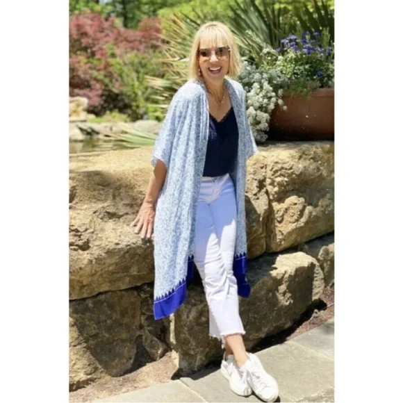 NWT CABI Beach Club Cover Up in Playa Print. Tropical. Cruise wear. Kimono - Picture 2 of 15